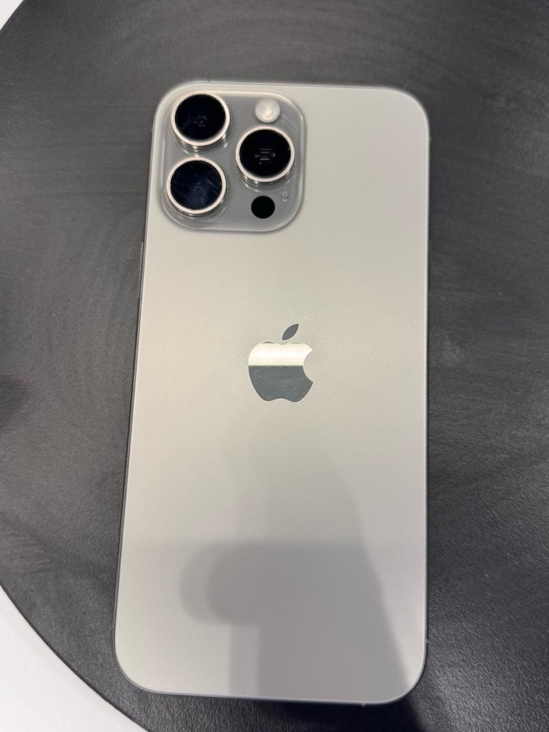 Temiz Kullanılmış İlk Elden İphone 16promax 256 gb