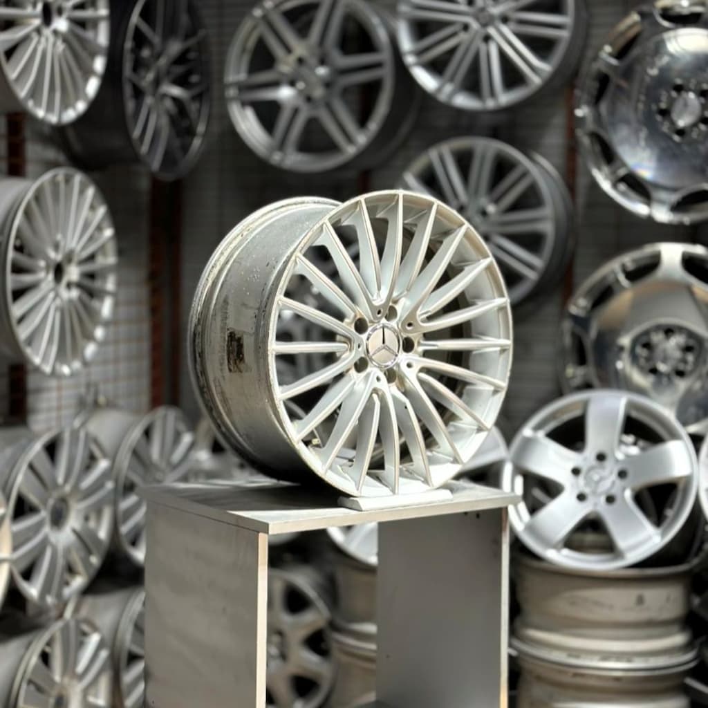 19 inç 5x112 Mercedes-Benz Jant Takımı 8-9 Offset 2. El - 2