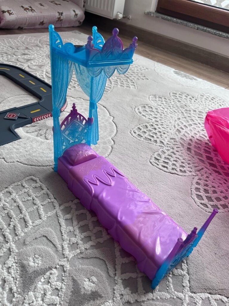 3 parça elsa yatak barbi oyuncak - 4