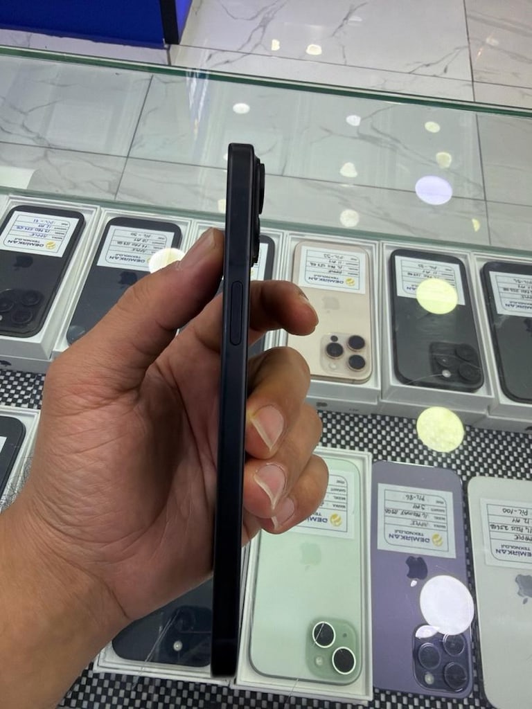 APPLE 15 PLUS 256 GB GARANTİLİ - 3