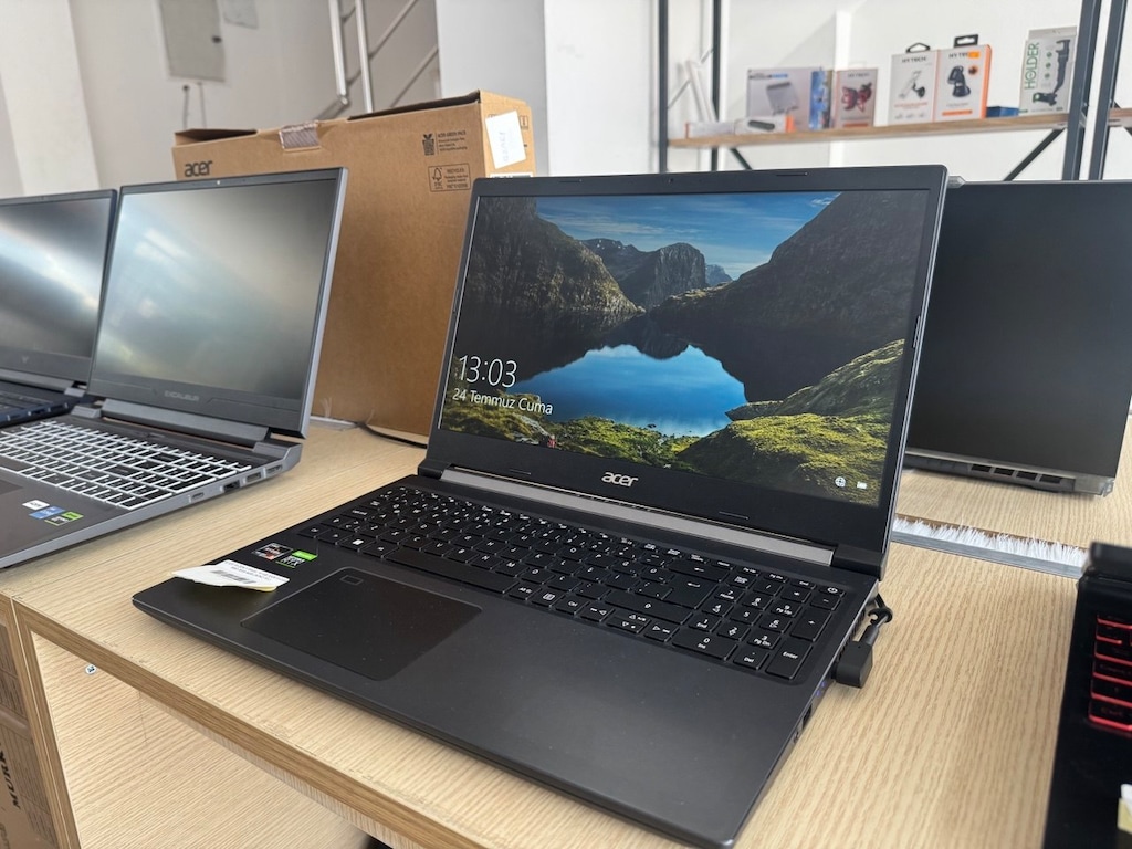 ACER *AMD RYZEN 5 5500U *16 GB RAM *512 GB SSD *RTX 3050 4 GB E.K - 3