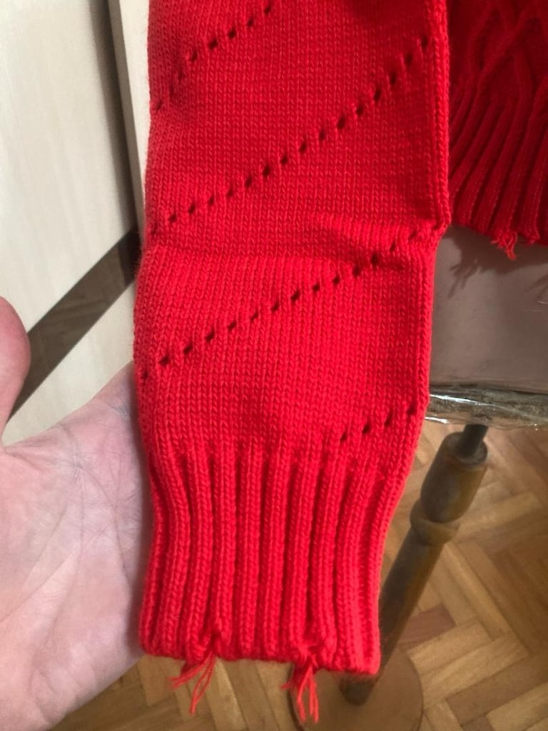 y2k Kırmızı Taş Düğmeli Yırtıklı Crop Hırka - 7