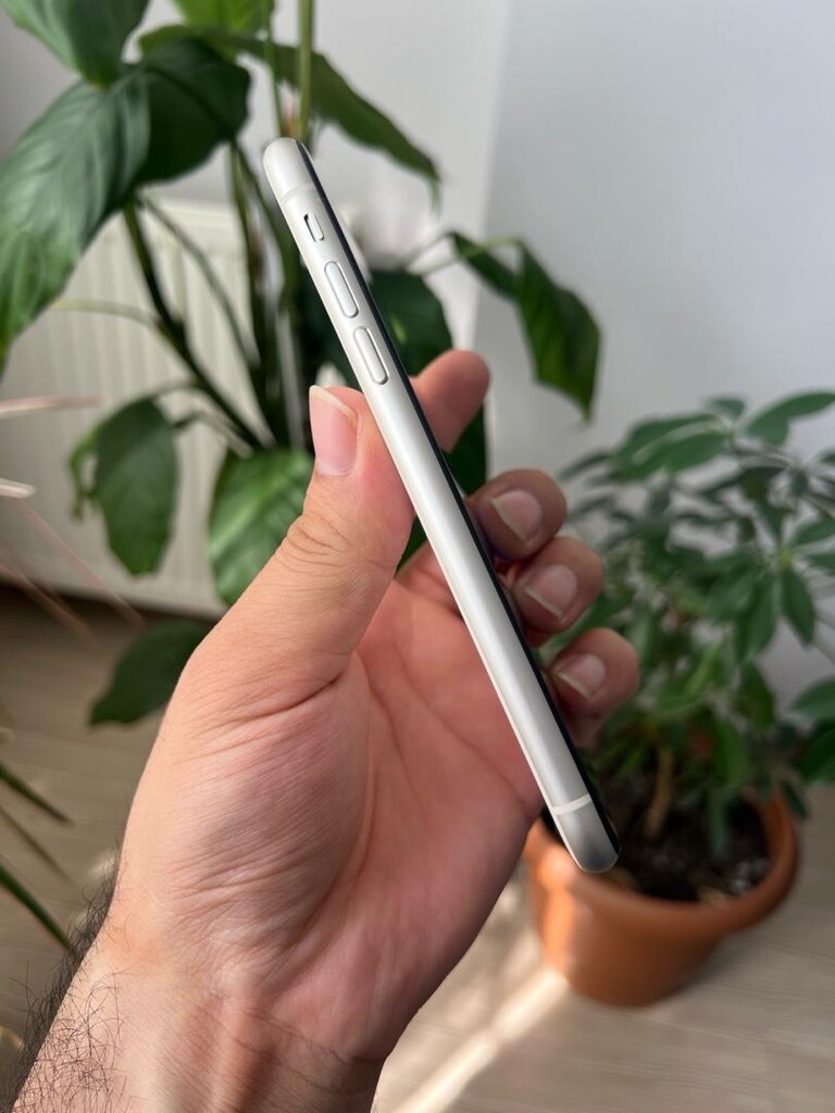 iPhone 11 64 GB %100 Türkiye Cihazı - 7