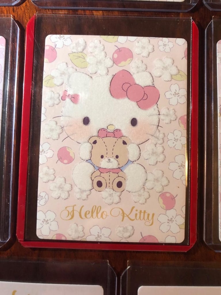 Hello Kitty Fluffy Limited Edition Lot - 2