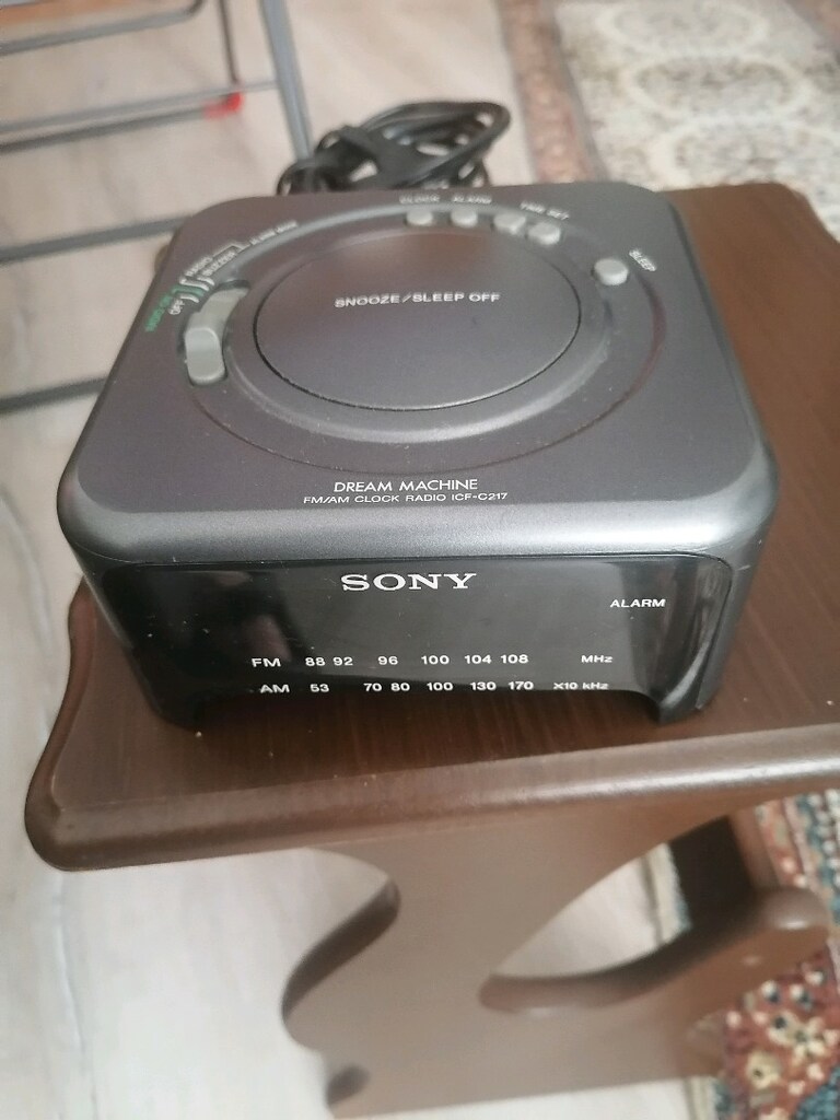 FIRSAT SONY RADYO ve ÇALAR SAAT - 9