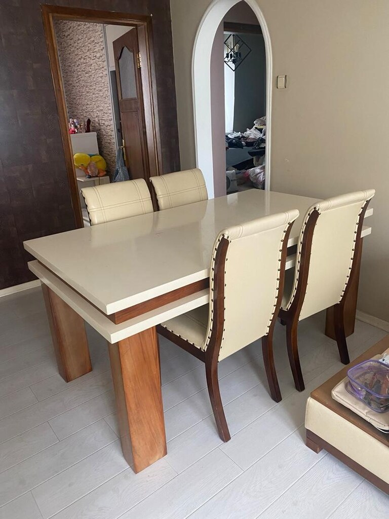 sağlam yemek masası ve 6 sandalye