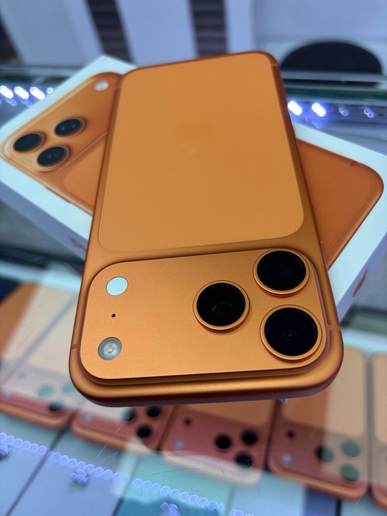 iPHONE 17 PRO MAX 512 GB 12 AY TÜRKİYE GARANTİLİ SIFIR GİBİ HATASIZ - 6