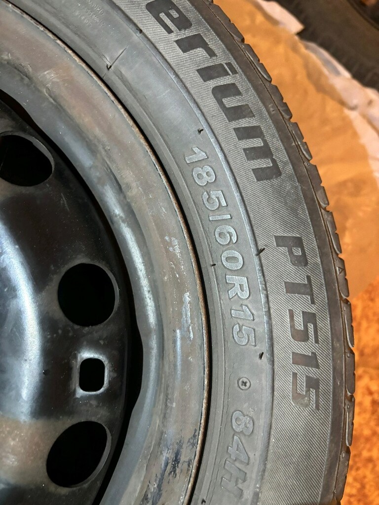 4 adet jant lastik 218/60r15 - 4
