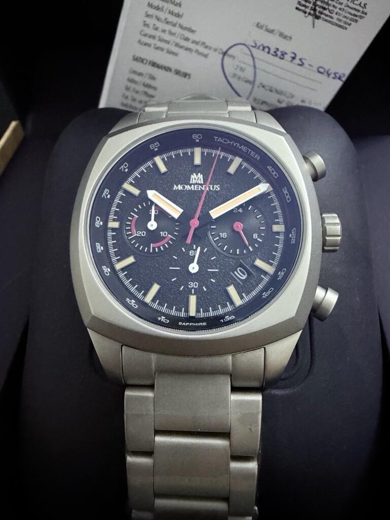 Momentus Mat gri Erkek saati - 10