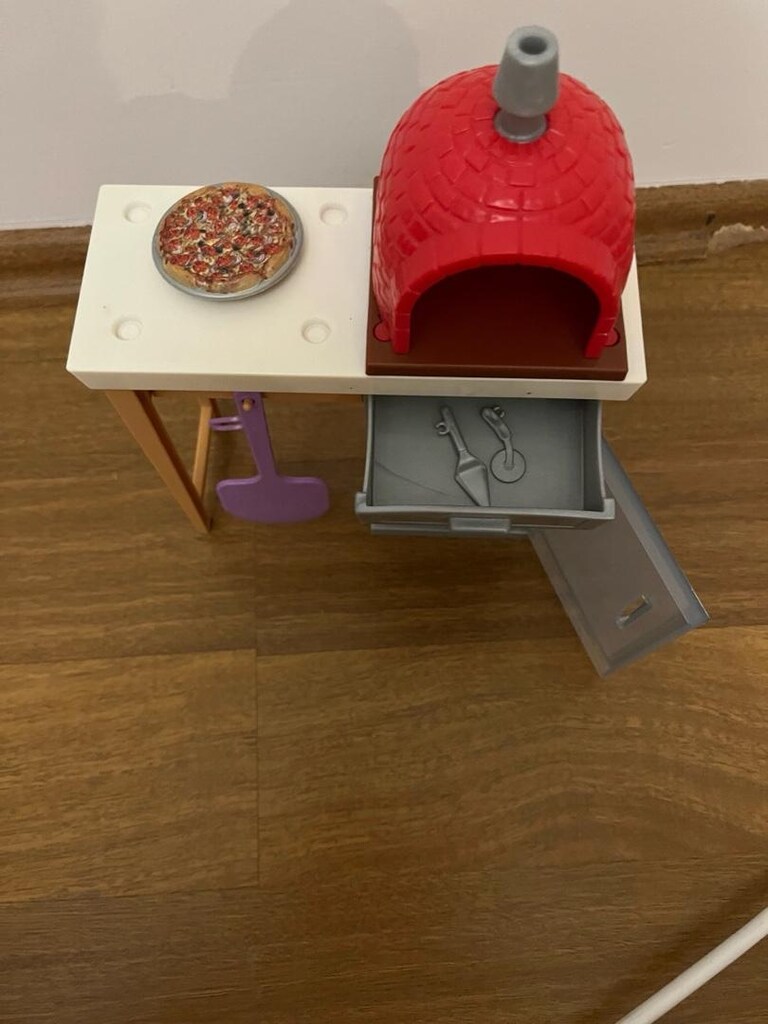 Barbie Pizzacı - 4