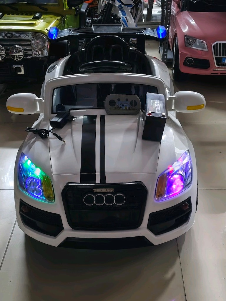 (AnkaCar çocuk oto galeri) 2 MOTORLU 3 İLERİ KUMANDALI AKÜLÜ ARABA - 2