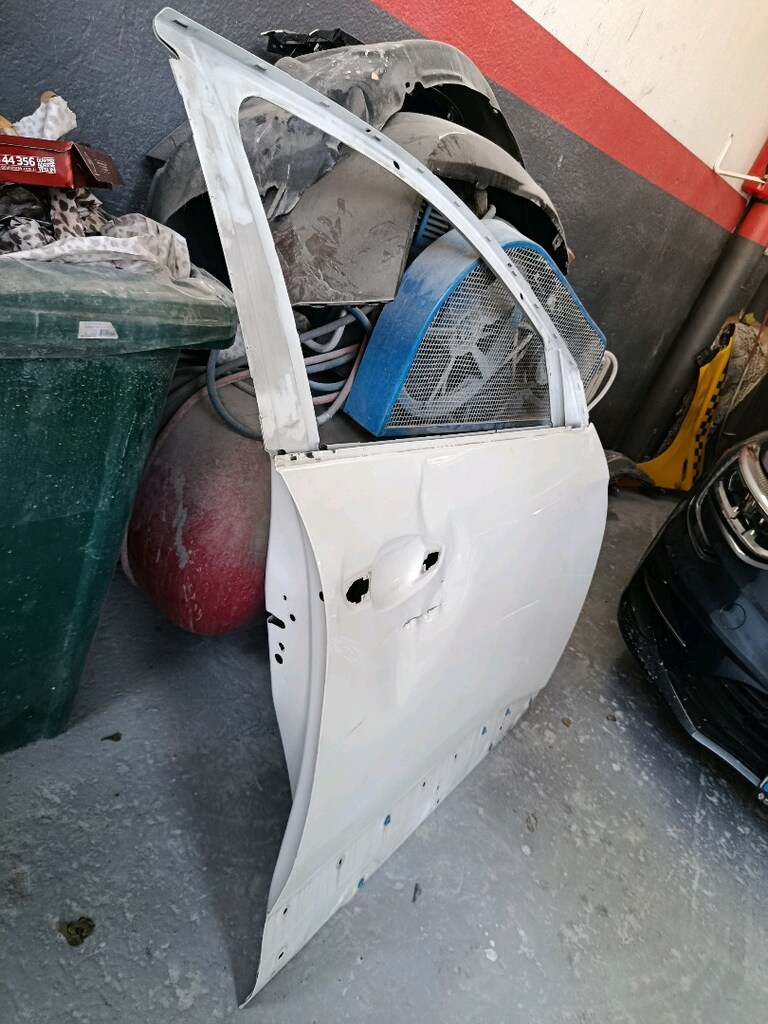 orjinal küçük hasarlı peugeot 3008 sağ ön kapı - 5
