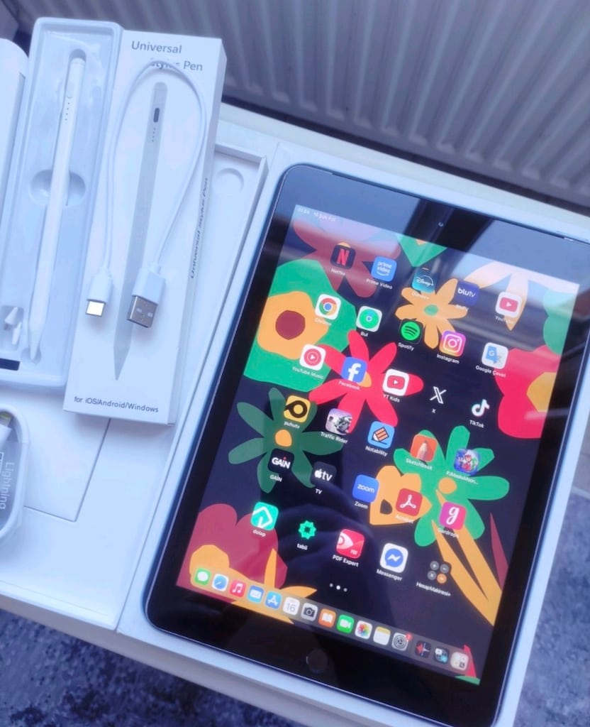 iPad 6 NESİL 4G+Wifi Temiz Sorunsuz+STYLUS KALEM - 2