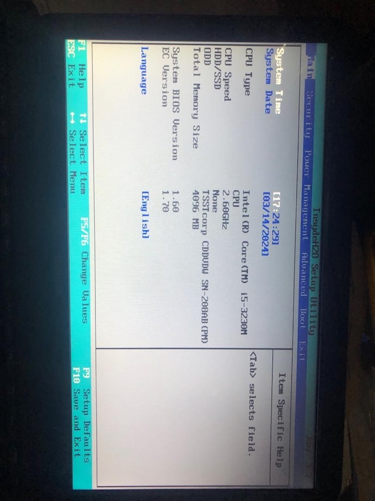 TEMİZ TOSHİBA LAPTOP -240 GB SSD 4 GB RAM 1.5 GB EKRAN KARTI - 7