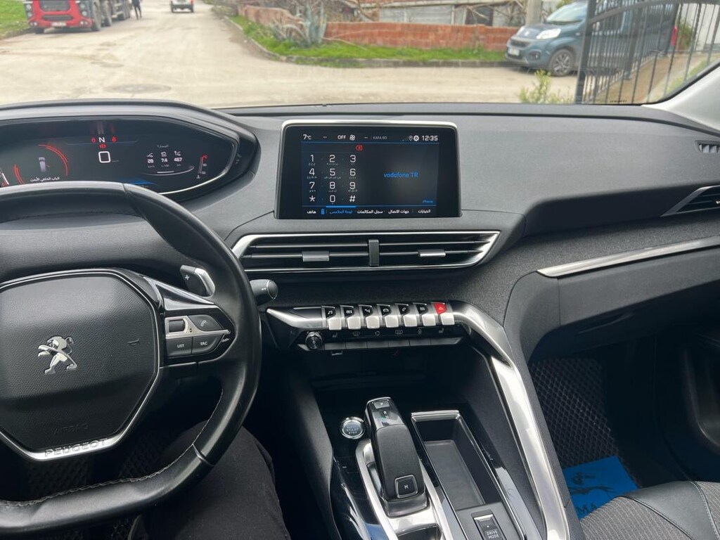 Peugeot 5008 - 10