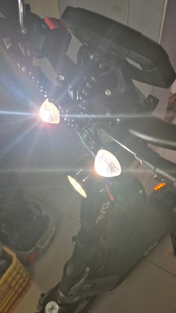 ONVO RX5 7 AYLIK 486 km de 2400 watt scooter - 10