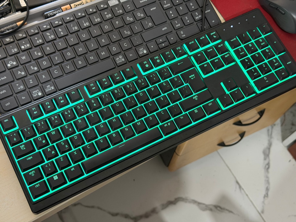 Razer Ornata V3 X RGB Membrane Switch Kablolu Oyuncu Klavyesi - 3