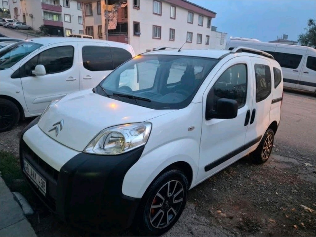 186.000 km de 1.3 nemo - 3