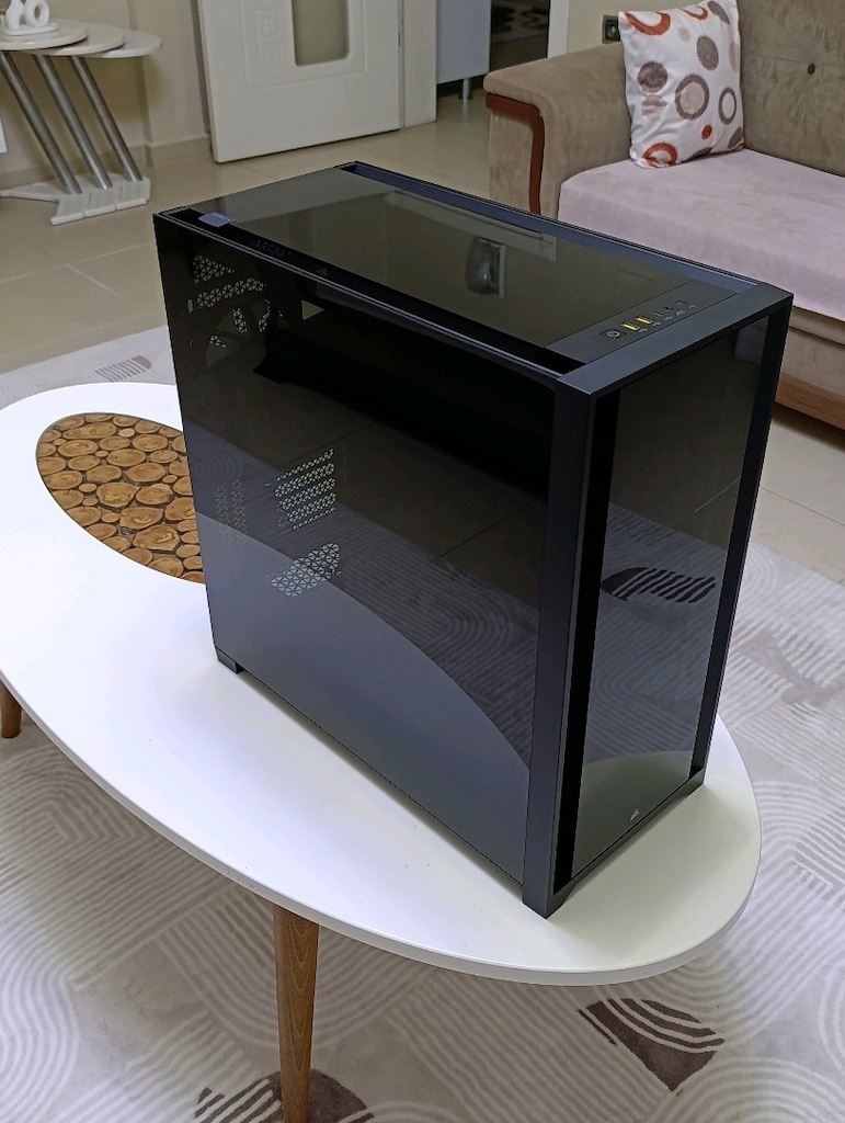 CORSAİR 5000X RGB KASA - 5