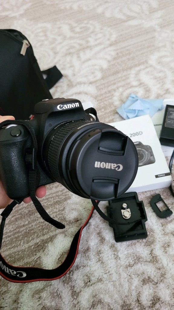 Canon EOS 200D + 18-55mm lens - 5