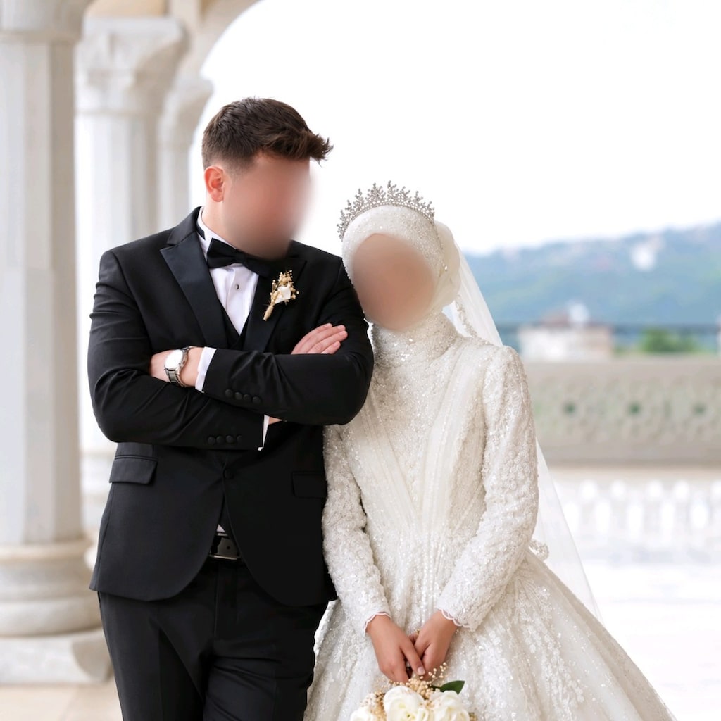 1 Kez Giyildi! Işıltılı Tesettür Gelinlik + Altınyıldız Damatlık 38/52 - 2