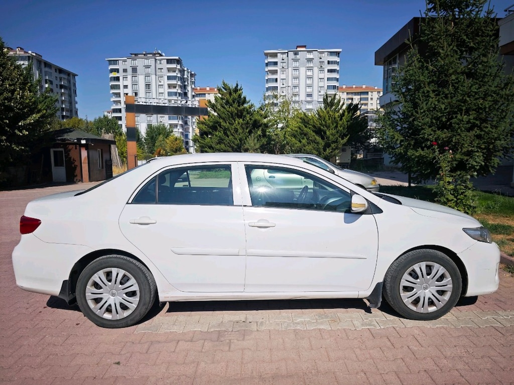 SAHİBİNDEN TEMİZ DEĞİŞENSİZ TOYOTA COROLLA - 3