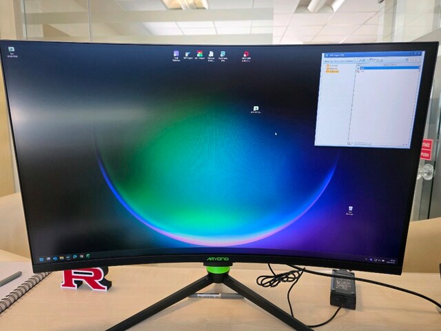 32 inc oyuncu monitor monster aryond v32 type c dp kablo