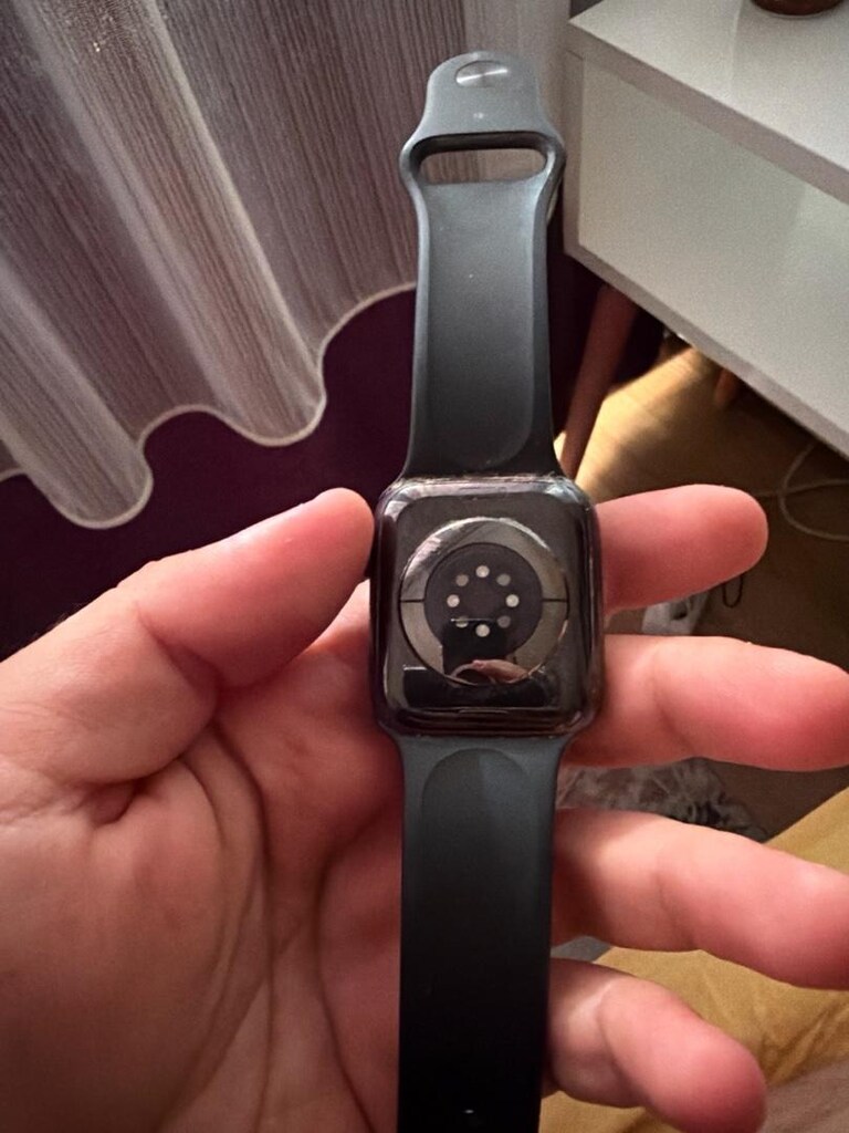 Apple Watch 6 - 2