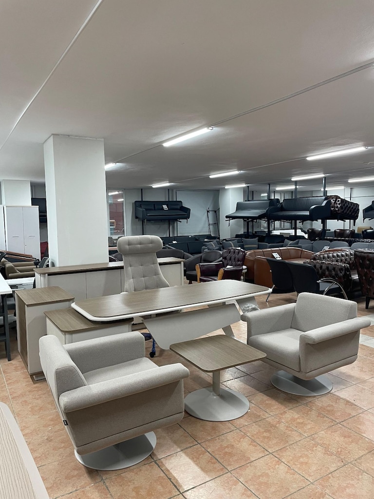 KLAS OFİS ÜSKÜDAR 220x90 REDOF VIP MAKAM TAKIMI SIFIR - 2