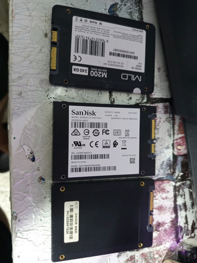 3 adet 240 GB ssd - 2