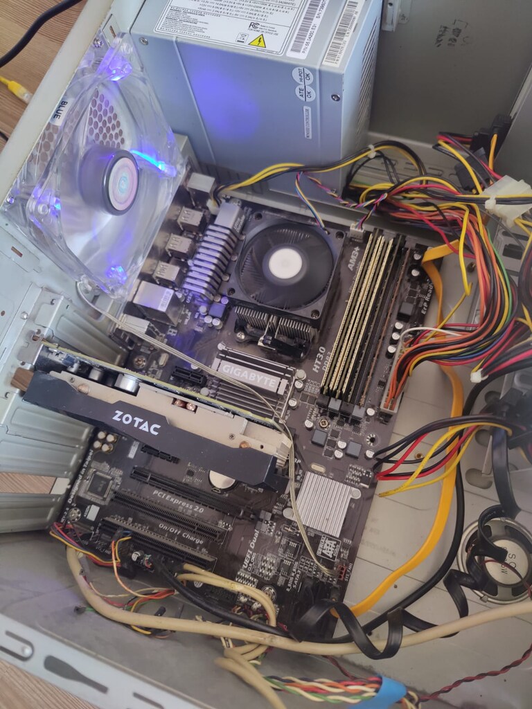 AMD FX 8300 - ASUS ROG STRİX GTX 950- 8 GB RAM - 10