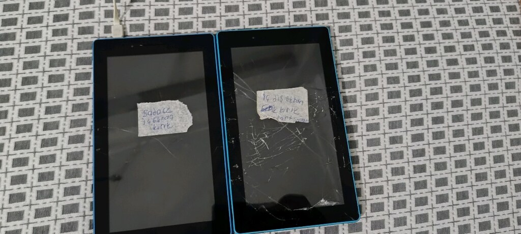 Lenovo 2 adet tablet açıklama oku - 2