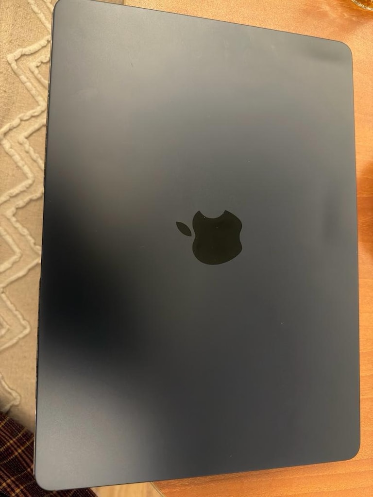 Apple MacBook Air M4 – Çok Temiz / Kılıflı & Kaplamalı / Ekstralı - 6