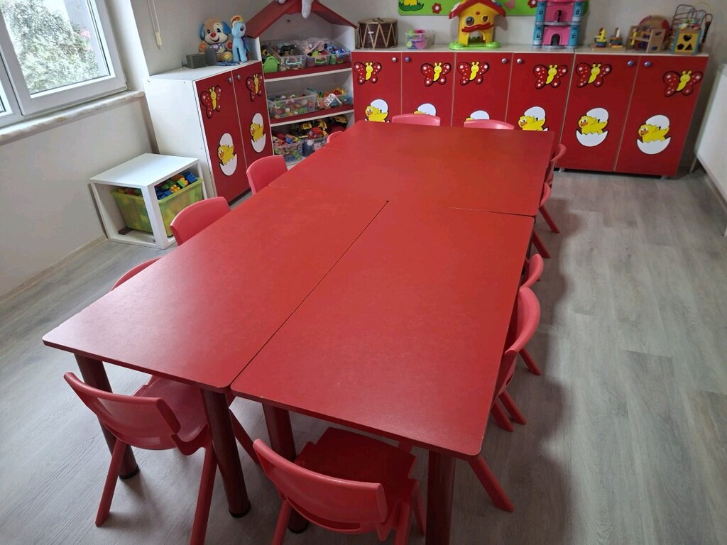 Anaokulu malzemeleri. 3 tane sınıf malzemeleri.cok temiz kullanildi. - 4