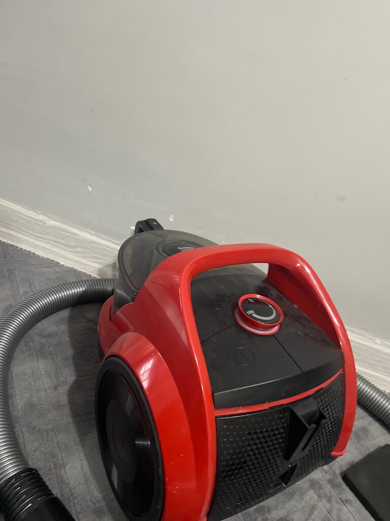 Elektrikli Süpürge Beko 750w toz torbasız - 4