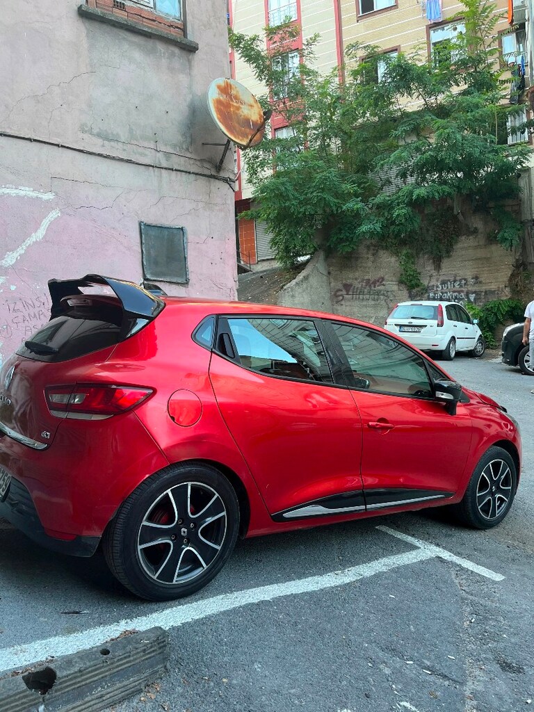 2013 MODEL CLİO İCON PAKET TEMİZ AİLE ARABASI SERVİS BAKIMLI - 4