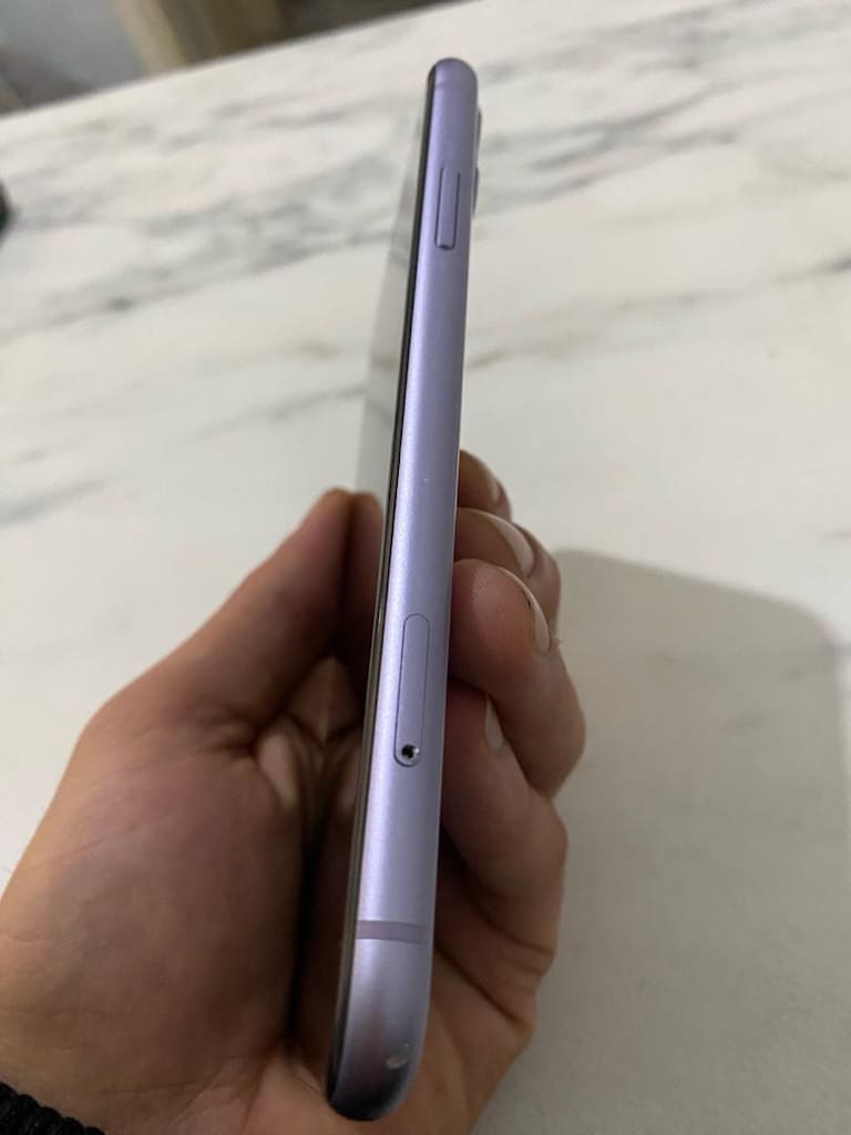 Yurtiçi İphone 11 64GB PİL 100 Kozmetik tertemiz - 4