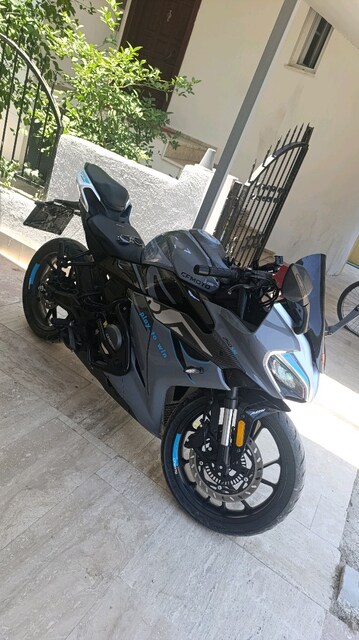 CF moto 250 SR
