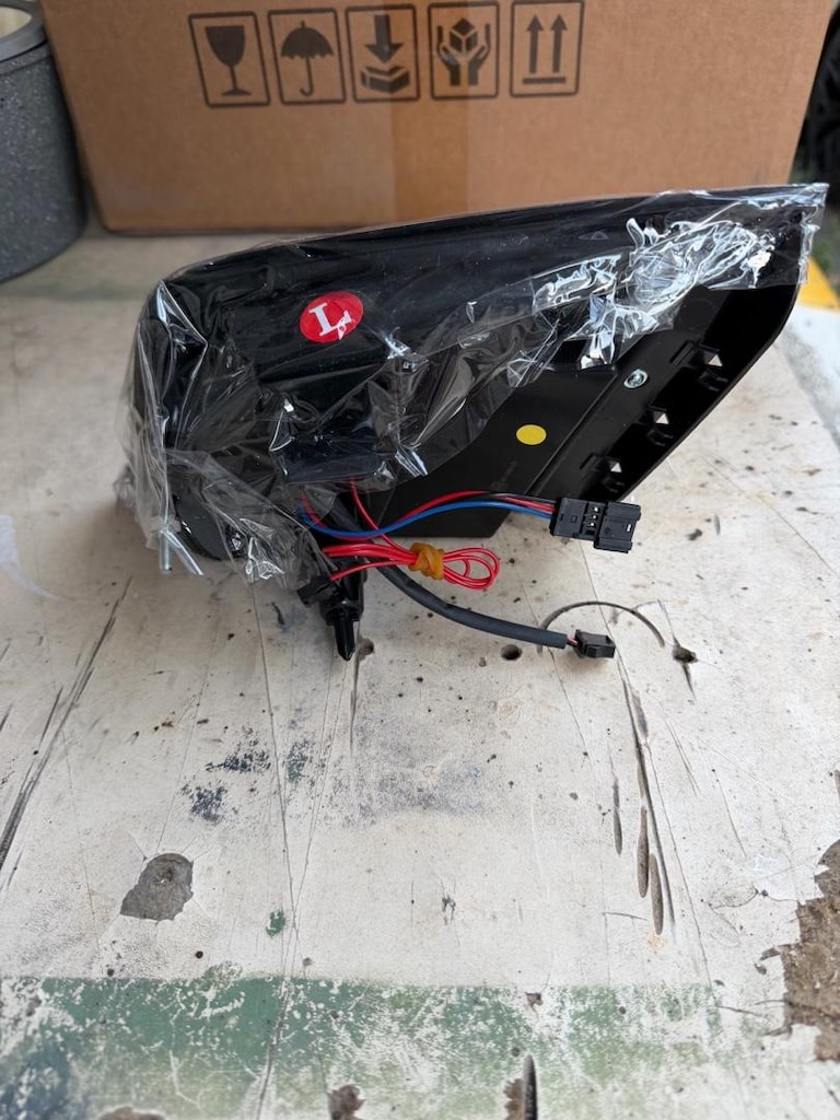 Bwm F10 dönüşüm arka stop - 6