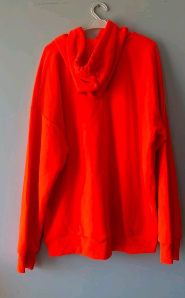 Sweatshirt – Neon Turuncu, Kapüşonlu ve Şık - 2