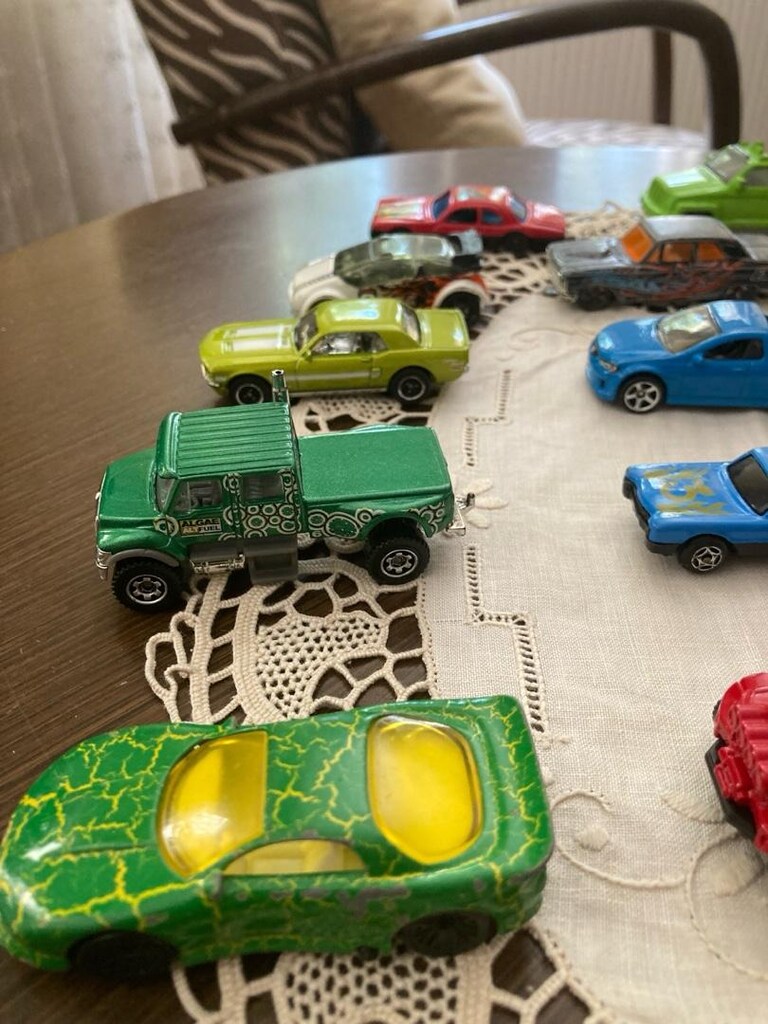 14 adet Matchbox metal model araba - 5
