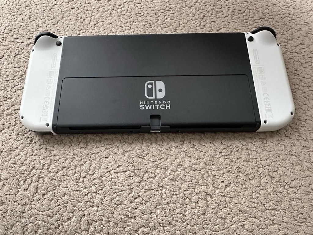 Nintendo Switch OLED - Temiz / Az Kullanılmış (Orjinal Kutulu/Aksesuar - 3