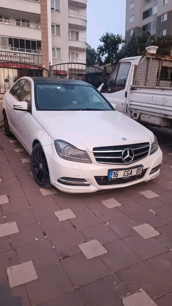 mercedes c180 makyajlı 2011 model - 4
