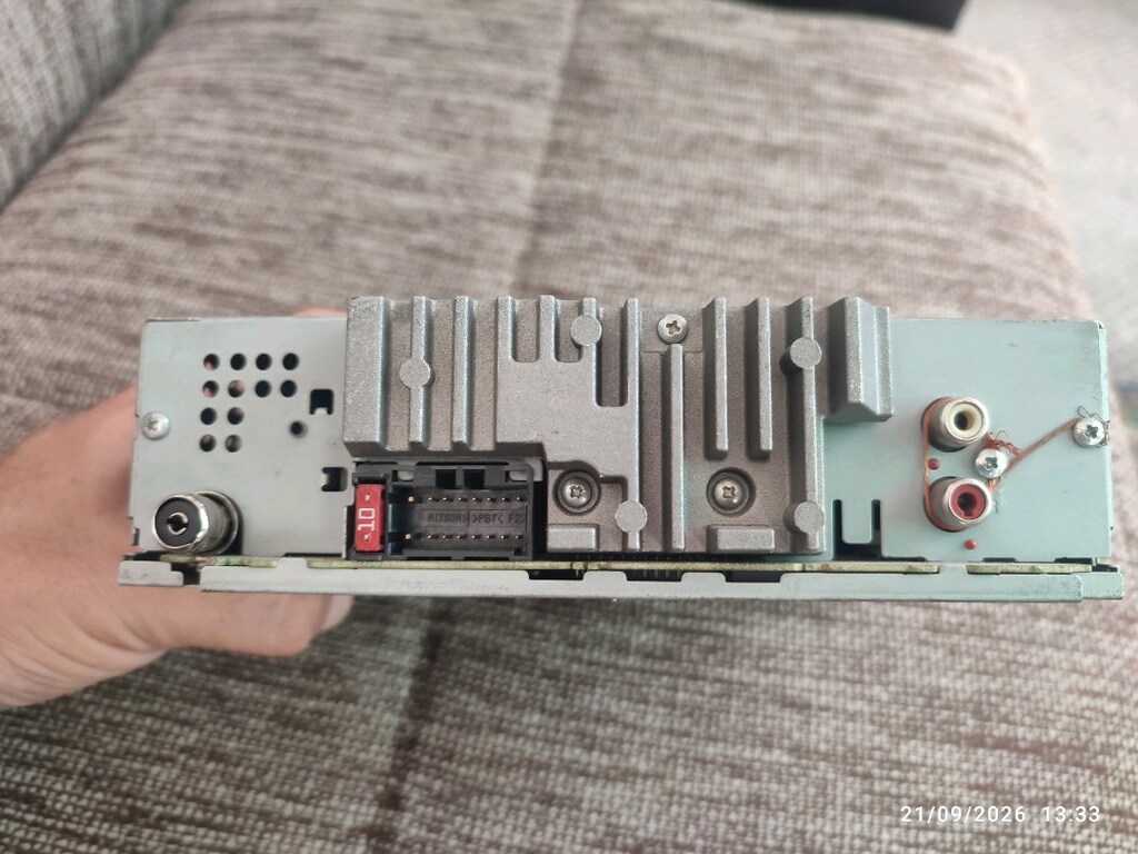 Pioneer MVH-150UB Oto Teyp - 2