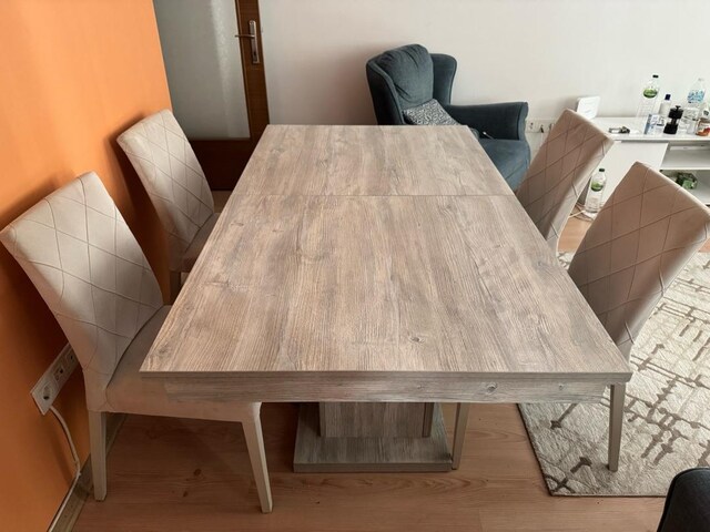 Açılabilir Ahşap Yemek Masası + 4 Sandalye (Dolaplı Ayak)