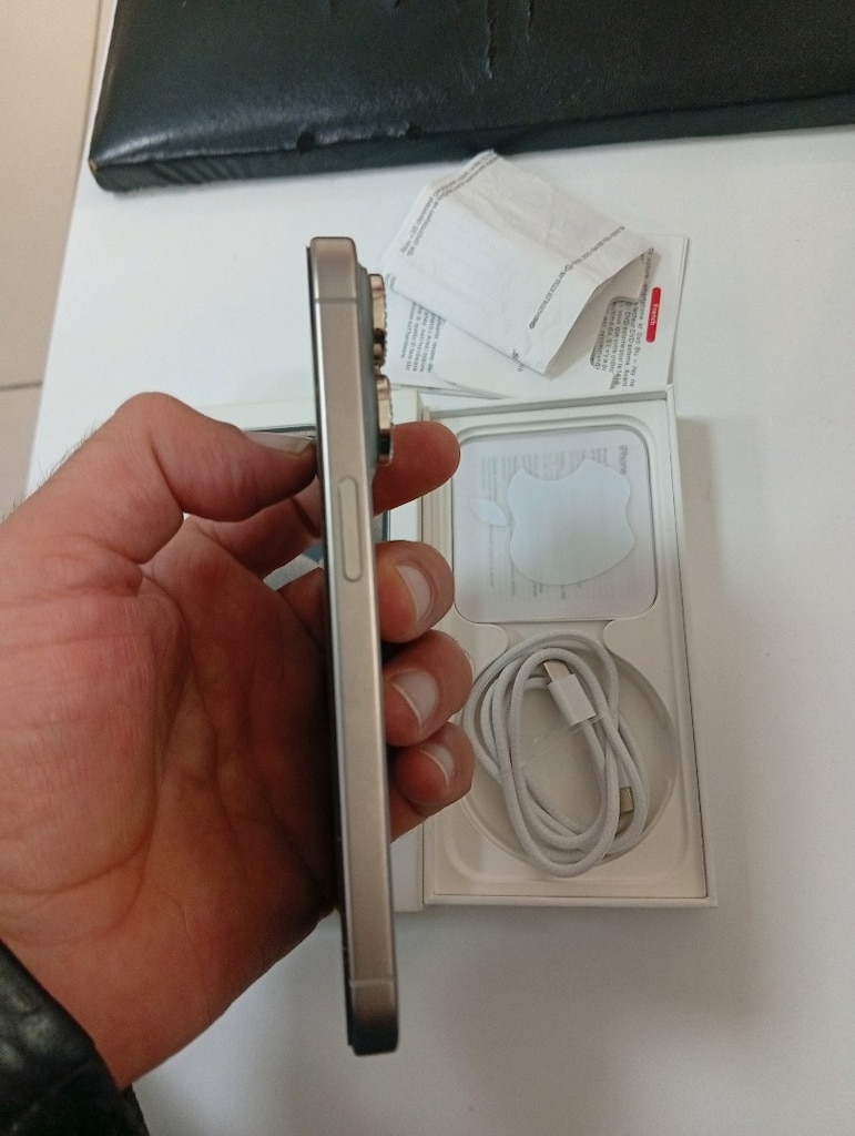 iPhone 15 pro 128gb orjinal tertemiz - 9