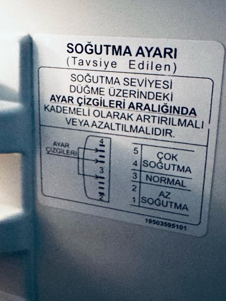 İNDESİT Buzdolabı - 2