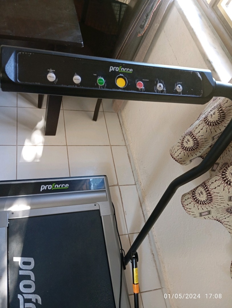 Proforce M6 Plus LED Ekran Yürüme Bandı - 4