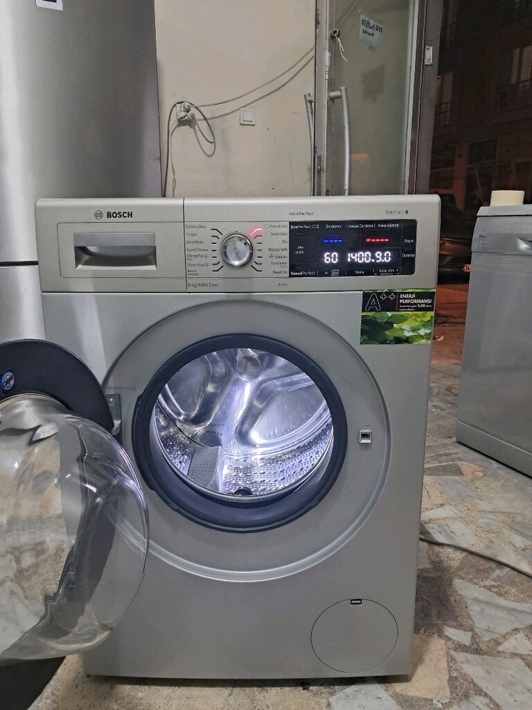 sıfır gibi bosch marka 9kloluk camaşır makinesi 9.500tl - 3