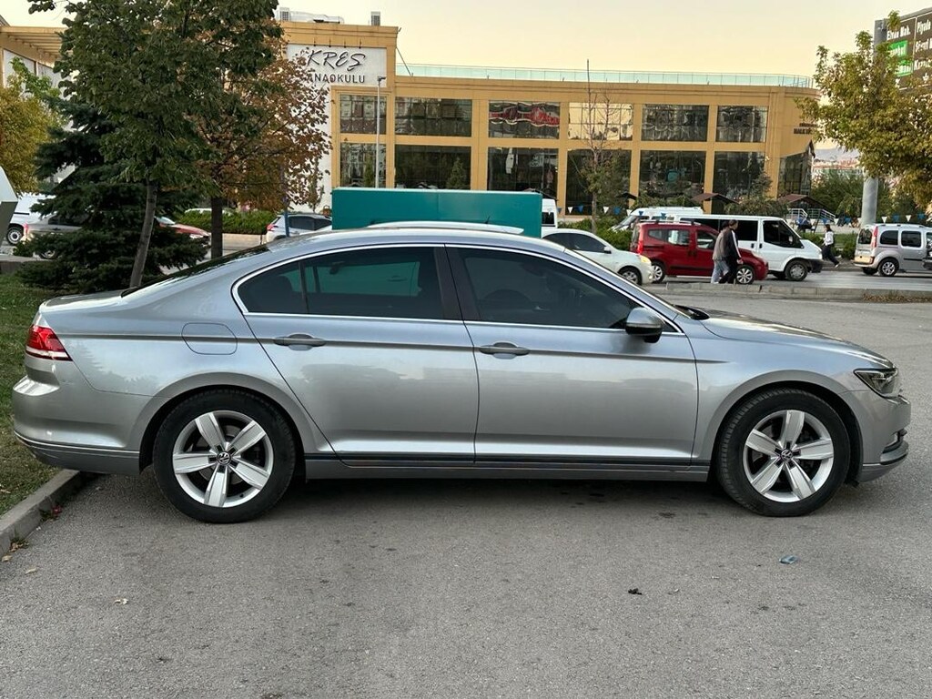 SAHİBİNDEN HATASIZ KAZASIZ TRAMERSİZ PASSAT B8 2018 MODEL - 4